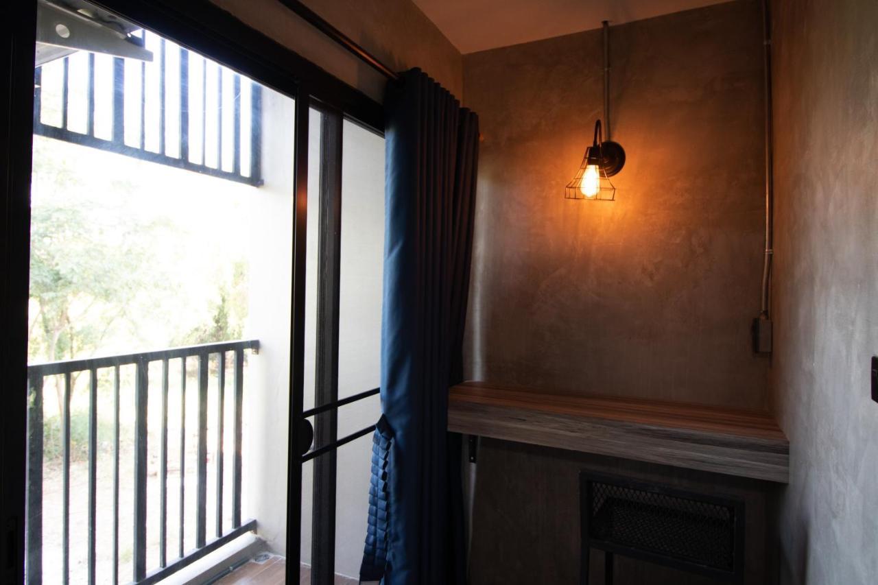Rabbit Hotel Phimai Exterior foto