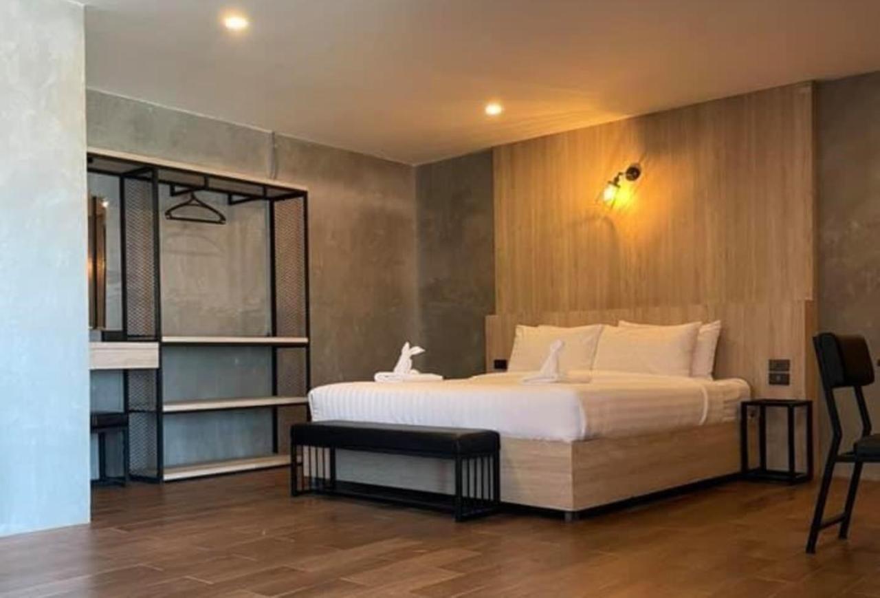 Rabbit Hotel Phimai Exterior foto